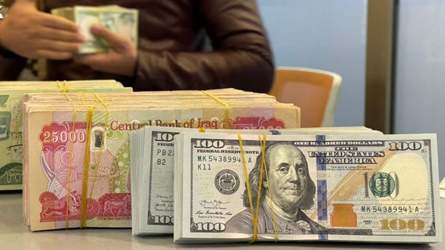 الدولار يكسر حاجز الـ 150 ألفاً في بورصة أربيل