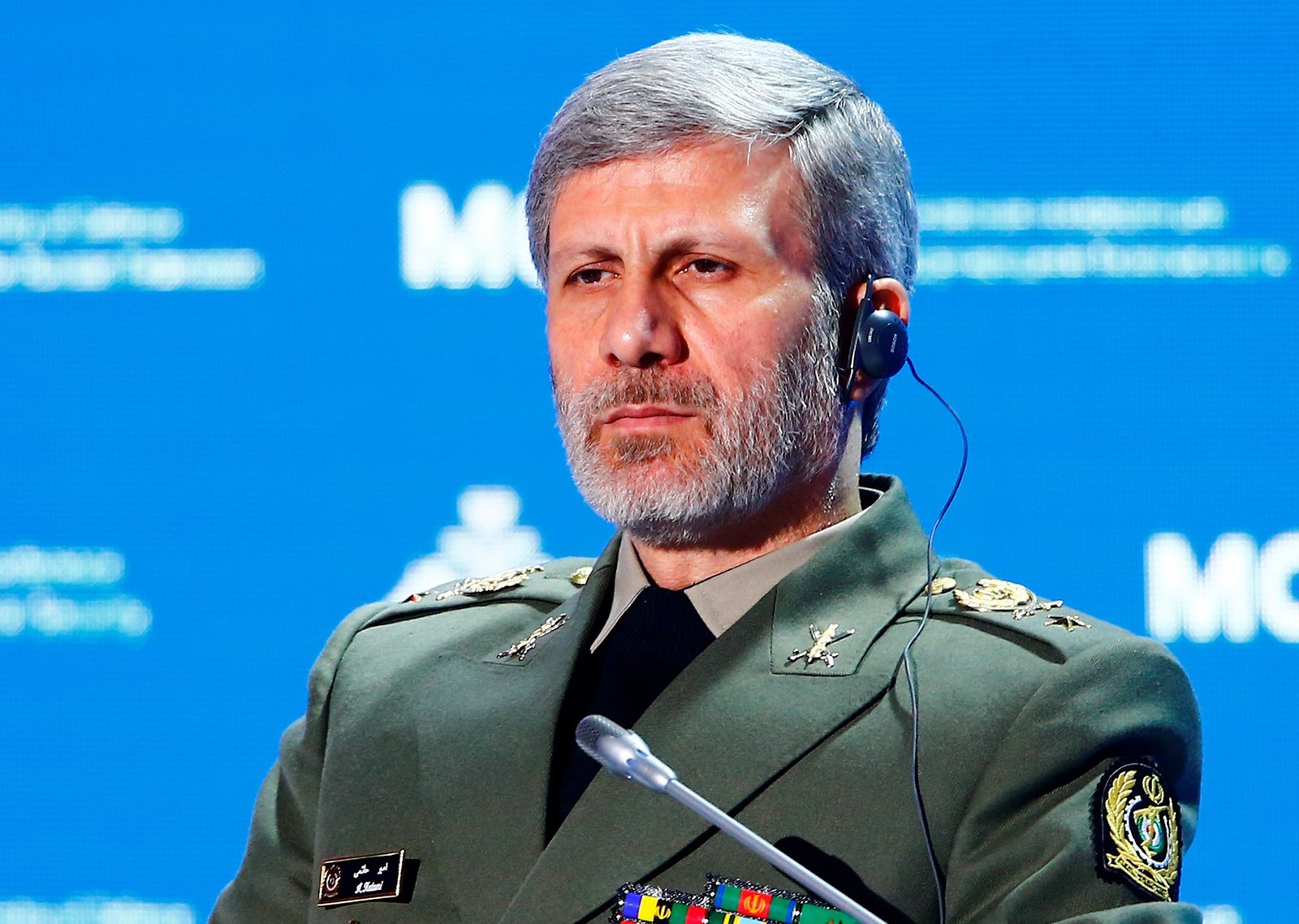 🔴 القائد العام لجيش الجمهورية الإسلامية الإيرانية اللواء أمير حاتمي: ردنا على جريمة اغتيال أمين المجلس الأعلى للأمن القومي الإيراني الشهيد علي لاريجاني سيكون حازماً وسيبعث على الندم