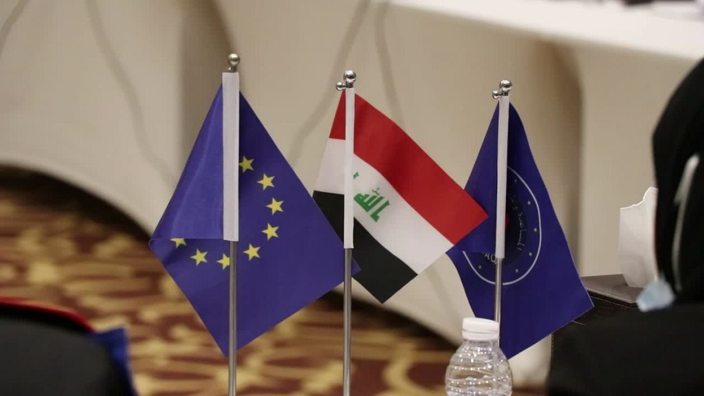 الاتحاد الأوروبي يؤكد استعداد دعمه للعراق ويبحث تقديم المساعدات الاقتصادية تلقى وزير الخارجية اتصالاً هاتفياً من مفوضة الاتحاد الأوروبي لشؤون المتوسط