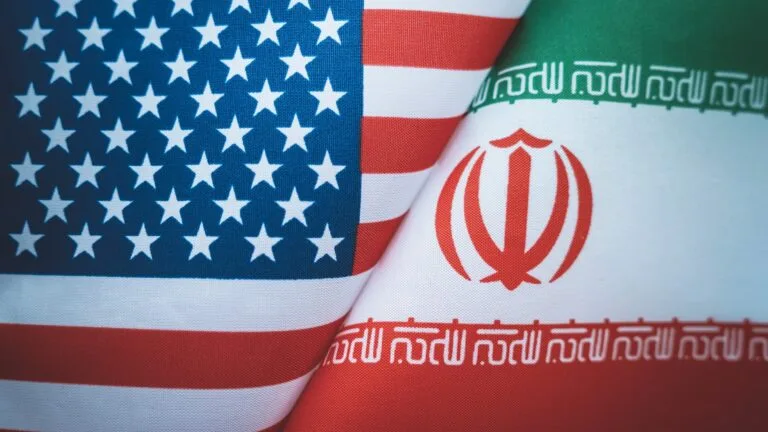 أكسيوس واشنطن وطهران تقتربان من الاتفاق على مذكرة الإنهاء الحرب