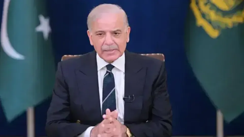 رئيس الوزراء الباكستاني ملتزمون بدعم الجهود التي تهدف للتوصل لحل سلمي للنزاع بين واشنطن وطهران