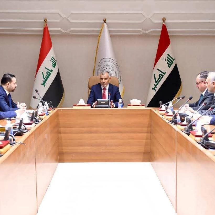 وزير المالية يوجه دائرة المحاسبة بالدوام يومي الجمعة والسبت الإنجاز إجراءات رواتب الموظفين والمتقاعدين