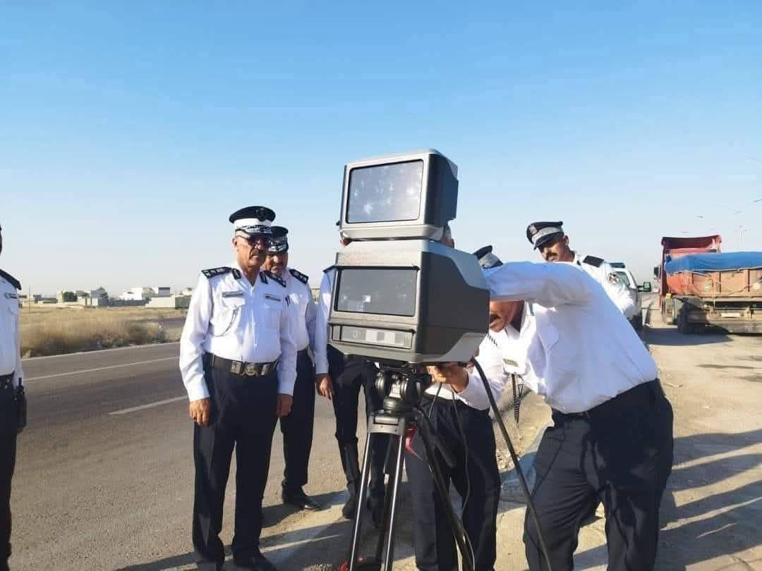 أي معاملة مرورية أصولية تنجز خلال نصف ساعة فقط.. مديرية المرور العامة: 45384 مخالفة مرورية، صودق على 41014 منها، مع إمكانية حدوث أخطاء بالمخالفات وانخفاض كبير في نسبة استعمال الهاتف أثناء القيادة فيما كانت السرعة الشديدة سبباً لأكثر الحوادث المرورية.