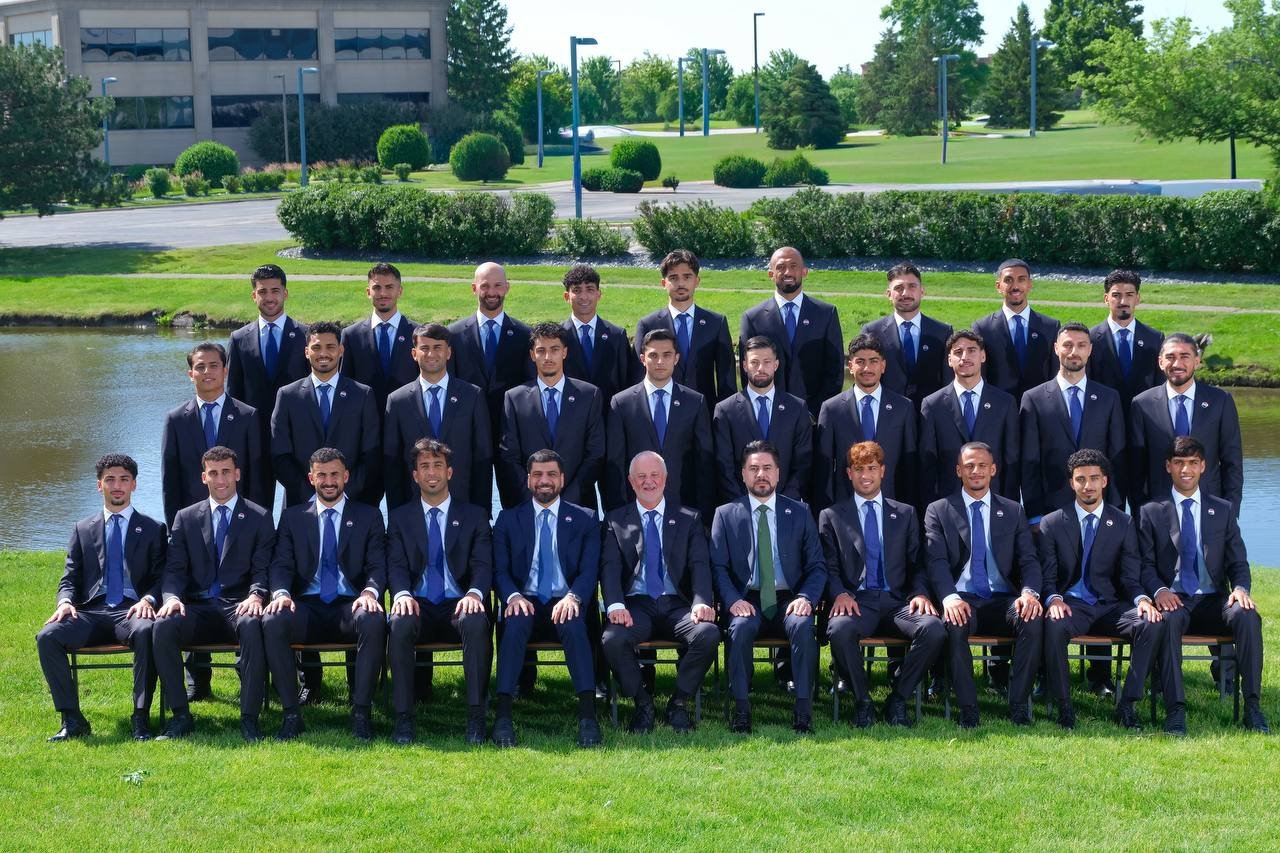 في لحظة تعكس حلم العودة إلى المونديال بعد غياب 40 عاماً.. الصورة الرسمية لمنتخبنا الوطني العراقي بالزي الرسمي، استعداداً لمنافسات كأس العالم 2026 التي تنطلق يوم الغد.