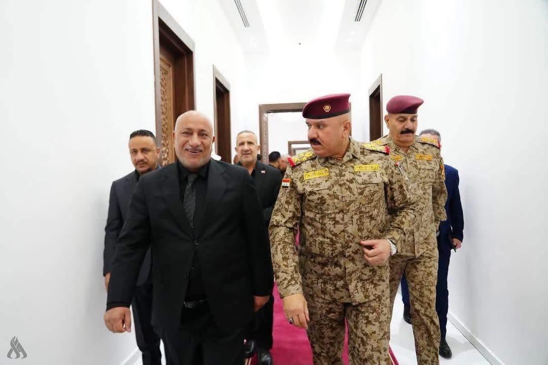 مدير مكتب القائد العام للقوات المسلحة يصل إلى كربلاء المقدسة