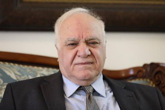مستشار رئيس الوزراء: العراق انتقل من صد أزمة هرمز إلى مرحلة التعايش معها واحتوائها
